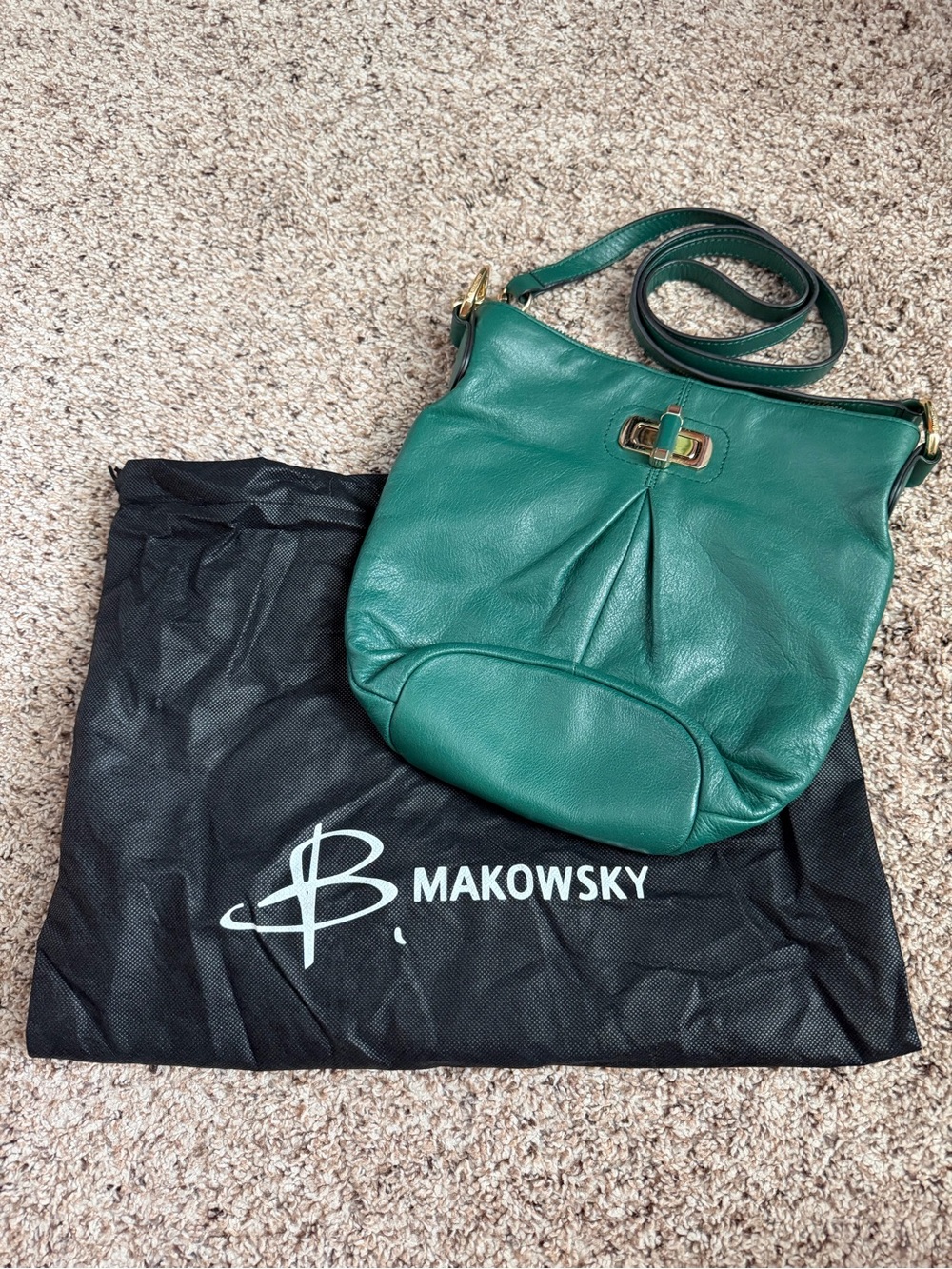 B. MAKOWSKY VINTAGE EMERALD GREEN LEATHER CROSSBODY BAG PURSE